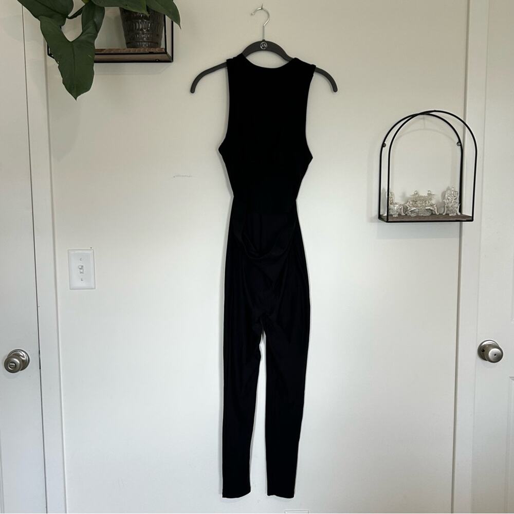 Alix NYC Black Cut Out Waist Sleeveless Jumpsuit Size Small‎